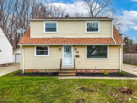 2109 Green Road Cleveland OH 44121