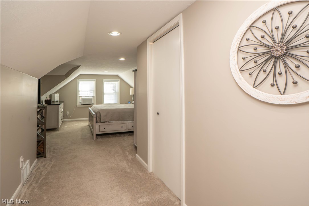 5372 Beacon Road Lyndhurst OH 44124