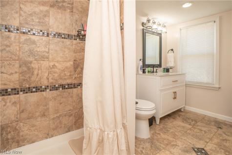 5372 Beacon Road Lyndhurst OH 44124
