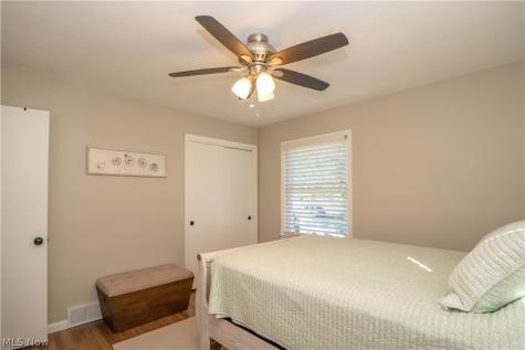 5372 Beacon Road Lyndhurst OH 44124