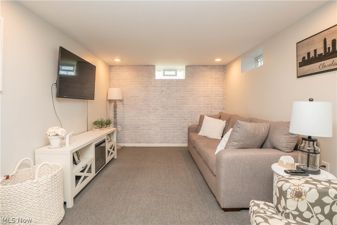 5372 Beacon Road Lyndhurst OH 44124