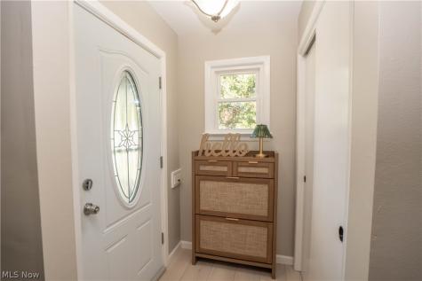5372 Beacon Road Lyndhurst OH 44124