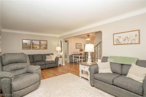 5372 Beacon Road Lyndhurst OH 44124