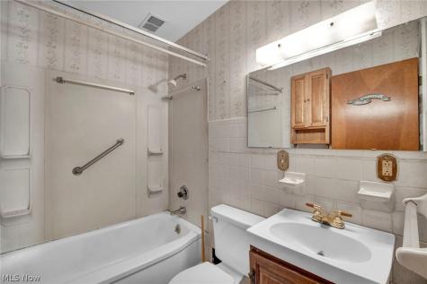4497 W 145th Street Cleveland OH 44135
