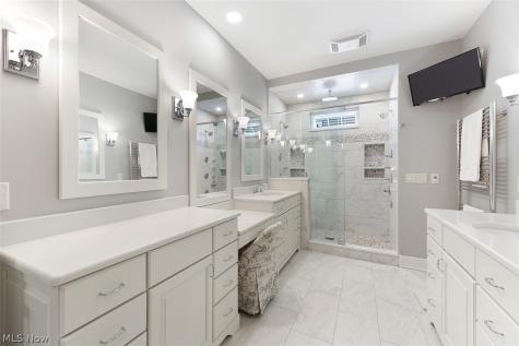 238 Westview Drive Aurora OH 44202