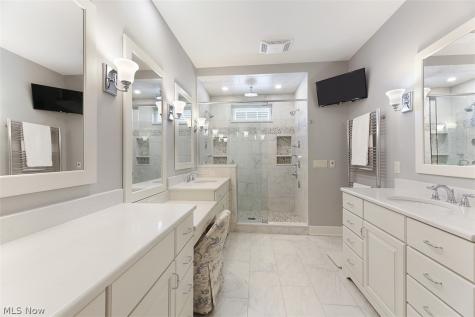 238 Westview Drive Aurora OH 44202