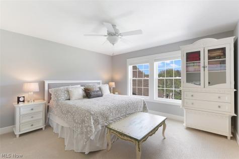 238 Westview Drive Aurora OH 44202