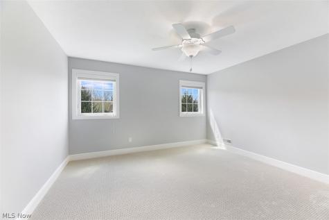 238 Westview Drive Aurora OH 44202