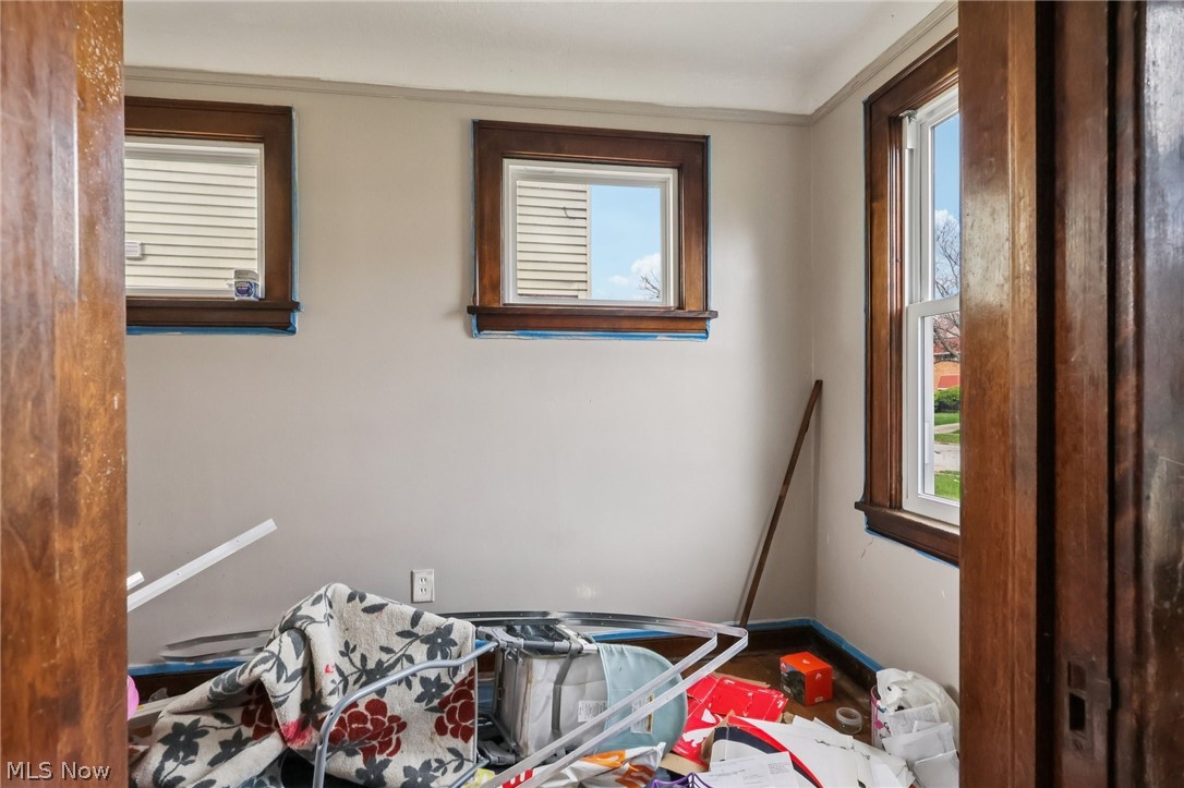 18310 La Salle Avenue Cleveland OH 44119