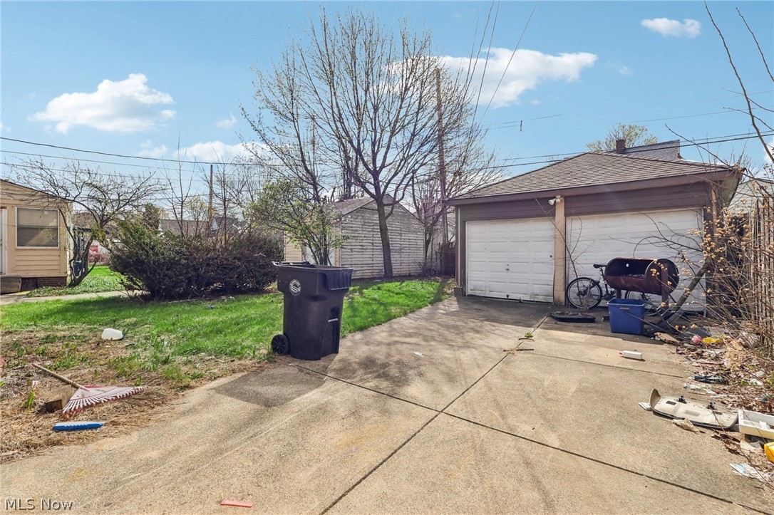 18310 La Salle Avenue Cleveland OH 44119