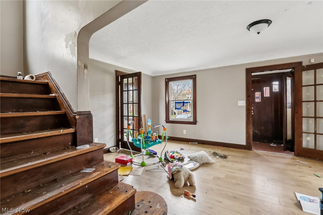 18310 La Salle Avenue Cleveland OH 44119