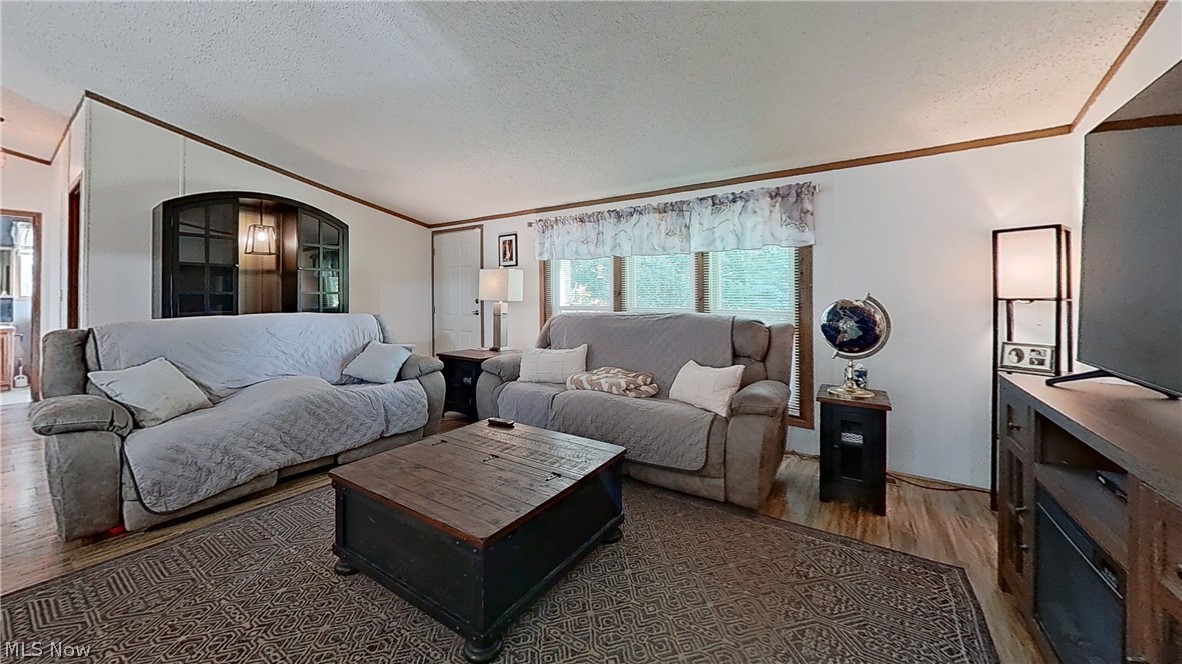 17015 Mcintosh Road Wellsville OH 43968