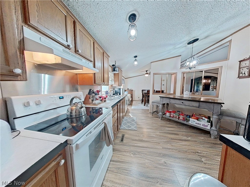 17015 Mcintosh Road Wellsville OH 43968