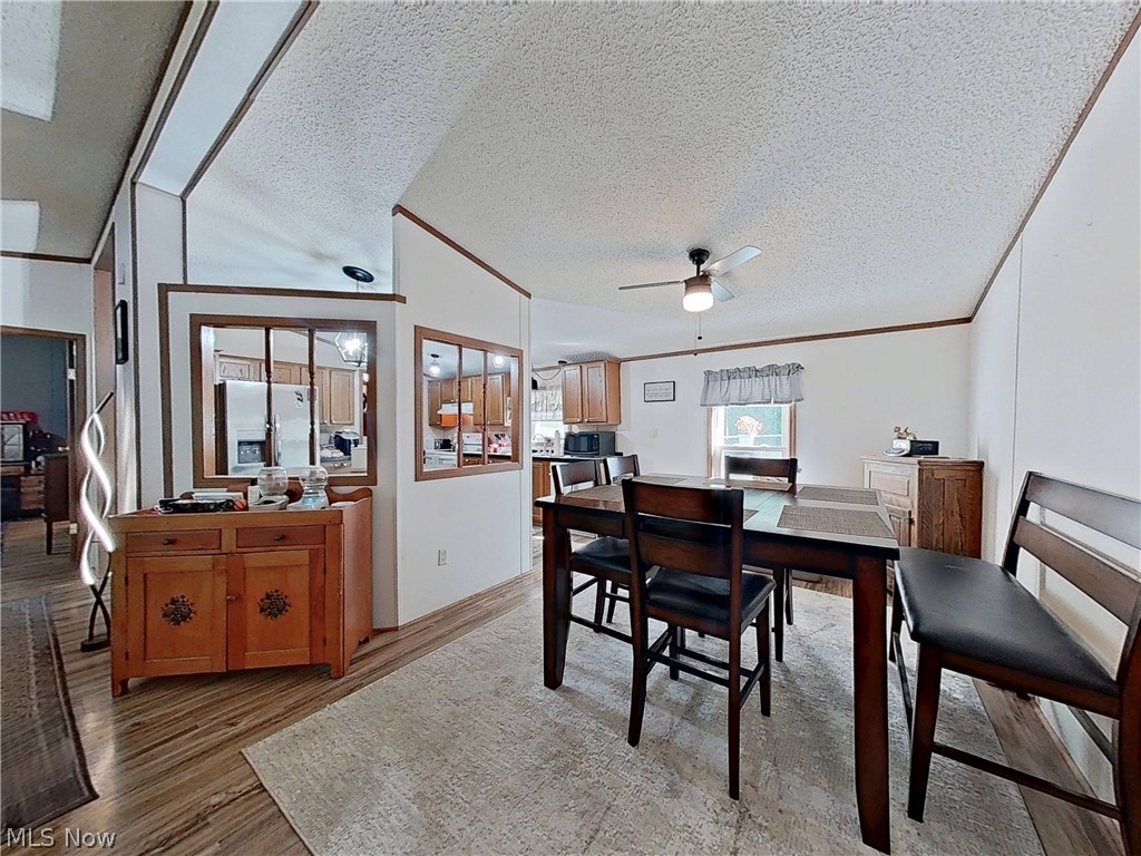 17015 Mcintosh Road Wellsville OH 43968