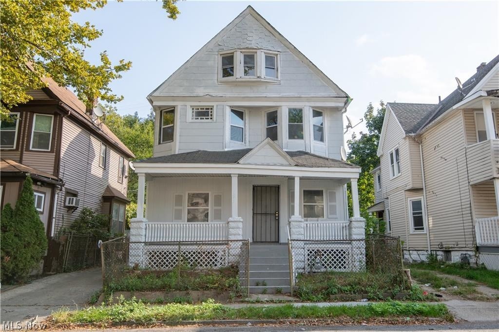1373 E 89th Street Cleveland OH 44106