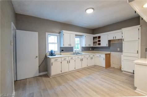 1373 E 89th Street Cleveland OH 44106