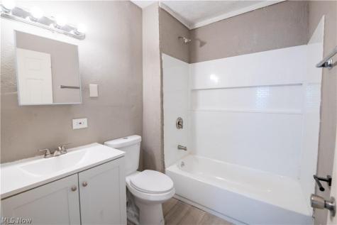 1373 E 89th Street Cleveland OH 44106
