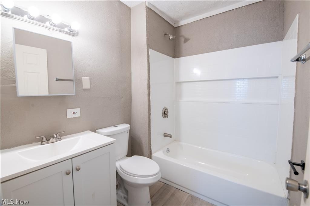 1373 E 89th Street Cleveland OH 44106