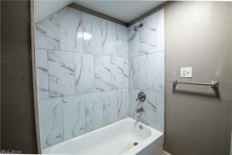 1373 E 89th Street Cleveland OH 44106