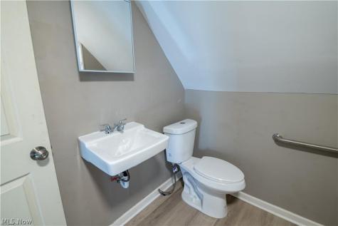 1373 E 89th Street Cleveland OH 44106