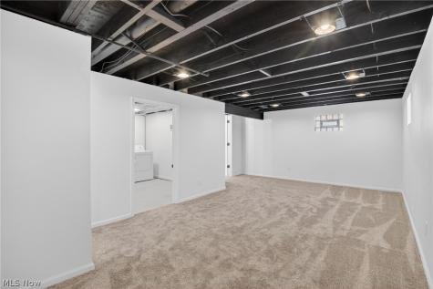 6525 Sandfield Drive Brook Park OH 44142