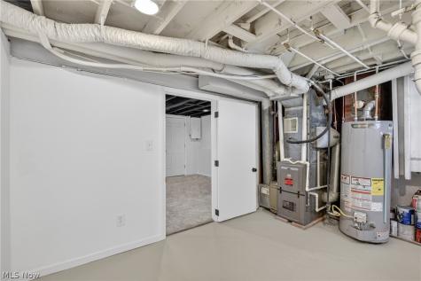6525 Sandfield Drive Brook Park OH 44142