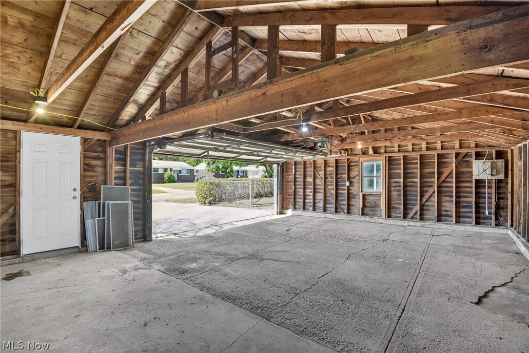 6525 Sandfield Drive Brook Park OH 44142