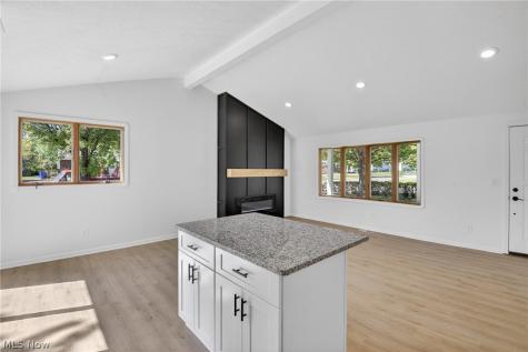 6525 Sandfield Drive Brook Park OH 44142
