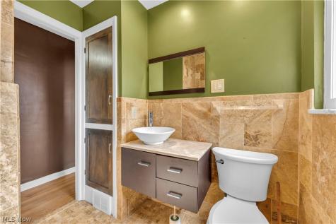 4824 W 58th Street Cleveland OH 44144