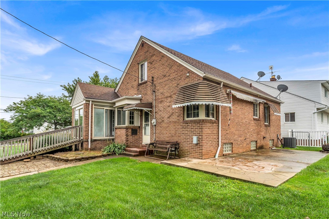 4824 W 58th Street Cleveland OH 44144