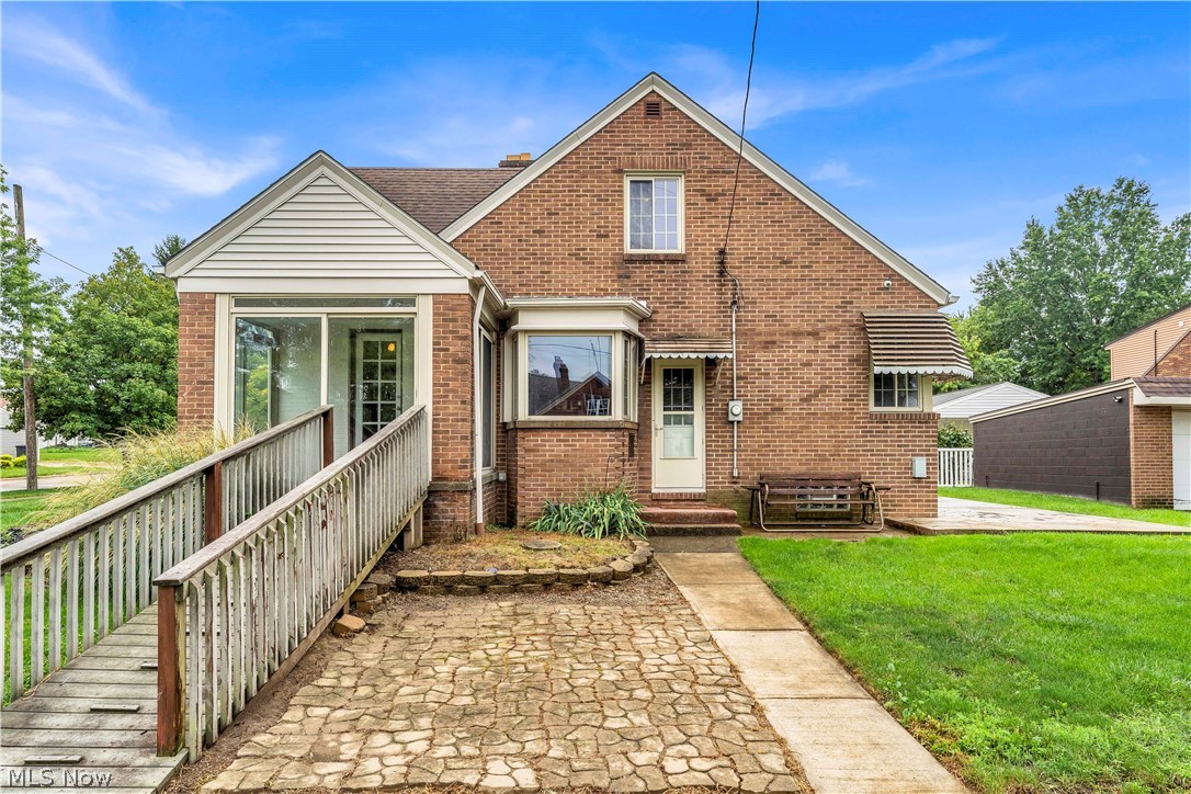 4824 W 58th Street Cleveland OH 44144