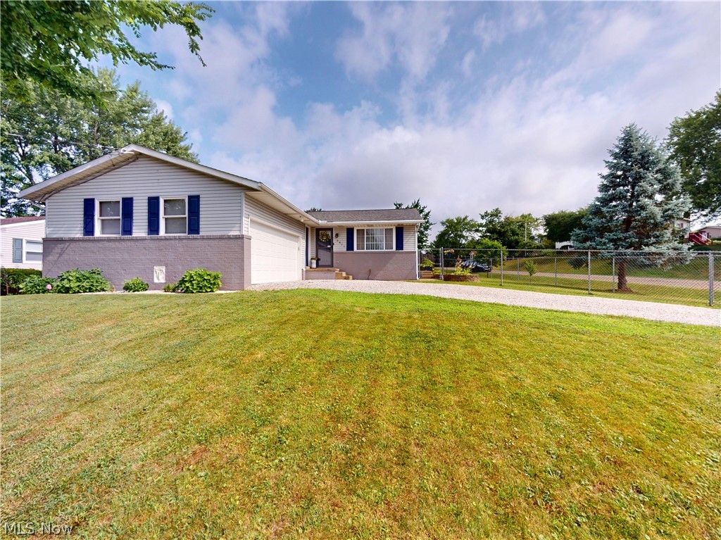 5411 Oakcliff Street SW Canton OH 44706