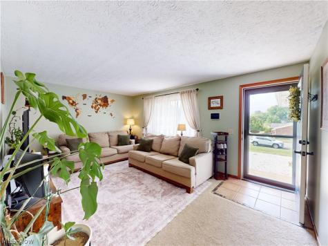 5411 Oakcliff Street SW Canton OH 44706
