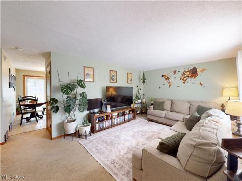 5411 Oakcliff Street SW Canton OH 44706