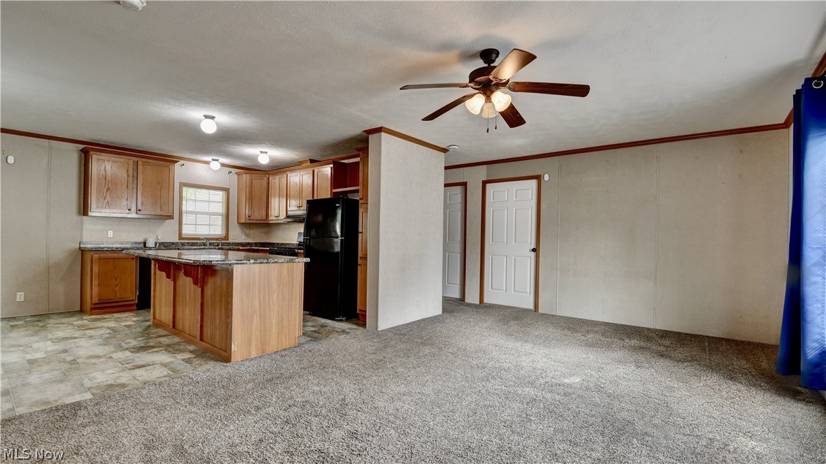 5294 NE L Street Magnolia OH 44643