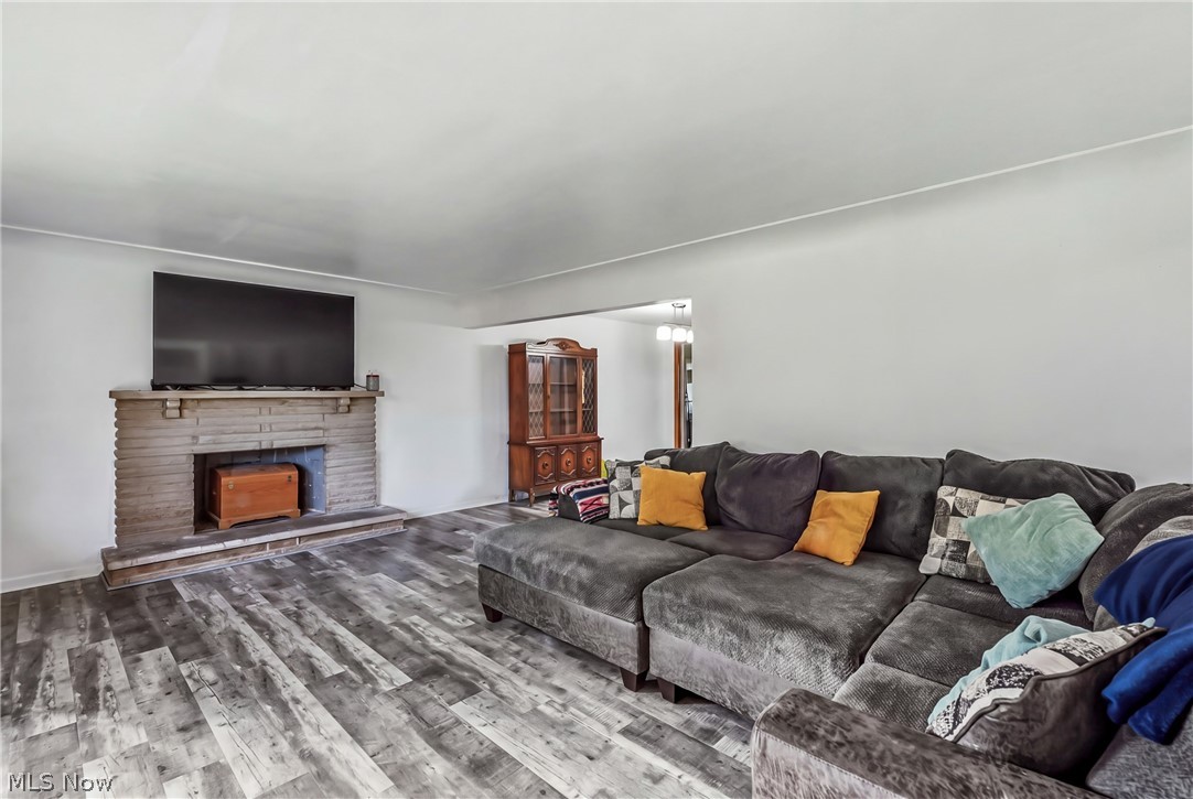 448 E Montrose Street Youngstown OH 44505