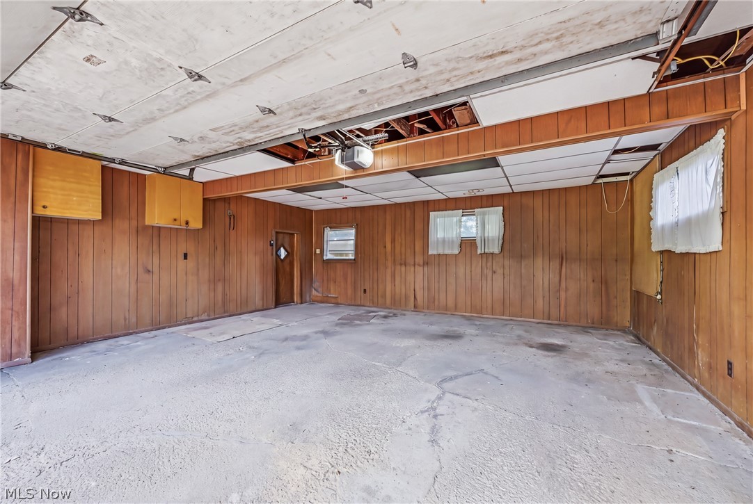 448 E Montrose Street Youngstown OH 44505