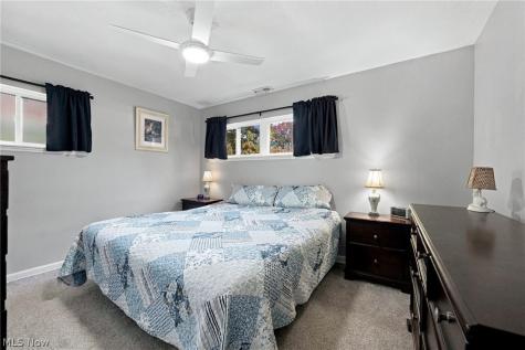 9793 Manorford Drive Parma Heights OH 44130