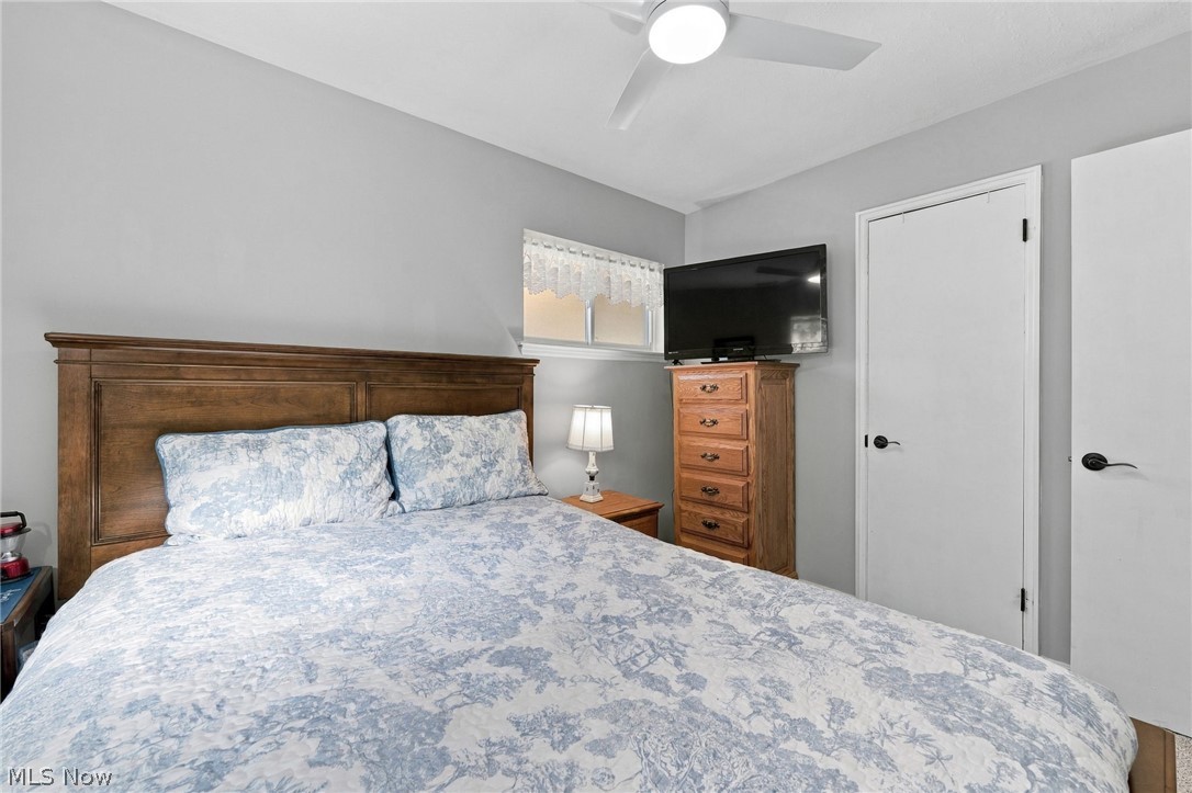 9793 Manorford Drive Parma Heights OH 44130