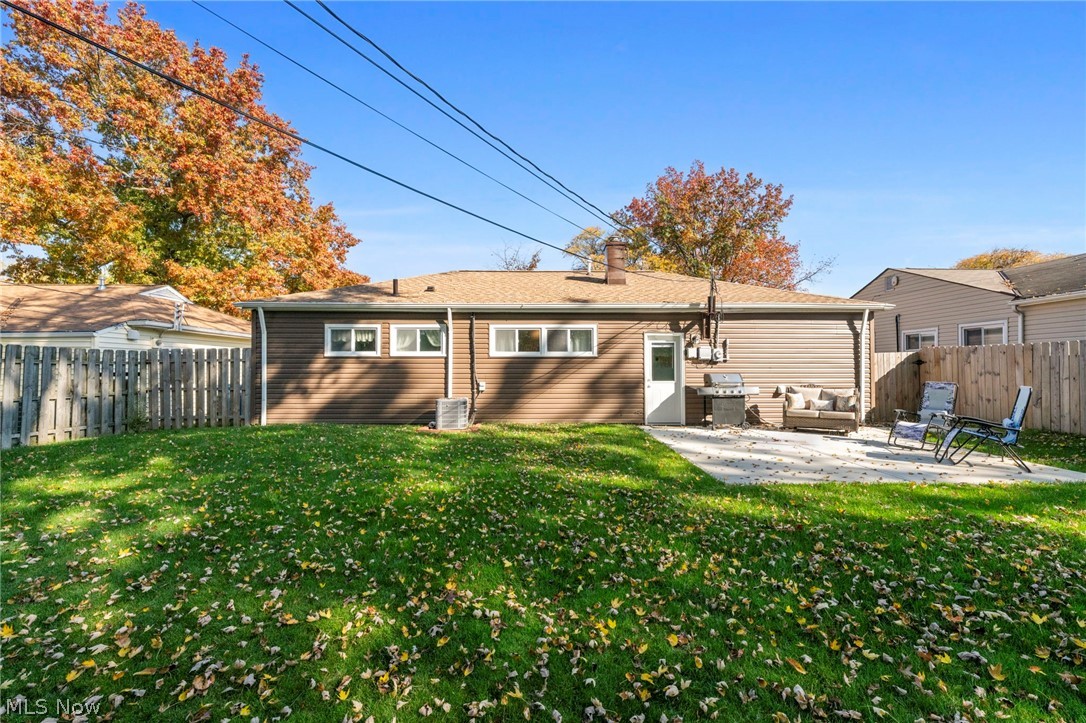 9793 Manorford Drive Parma Heights OH 44130