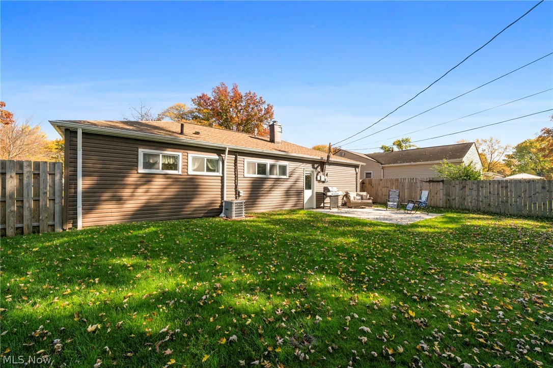 9793 Manorford Drive Parma Heights OH 44130