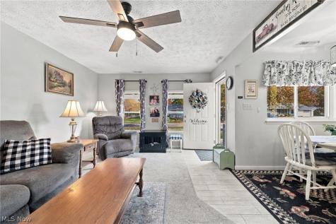 9793 Manorford Drive Parma Heights OH 44130