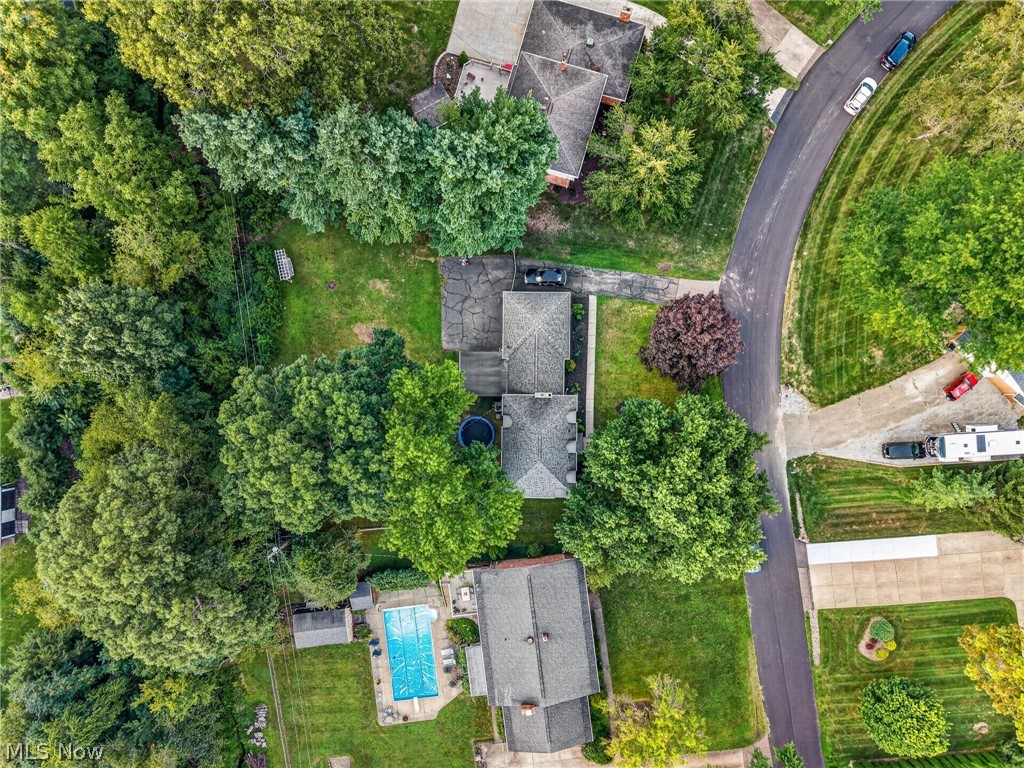 1901 Devonshire Drive NW Canton OH 44708