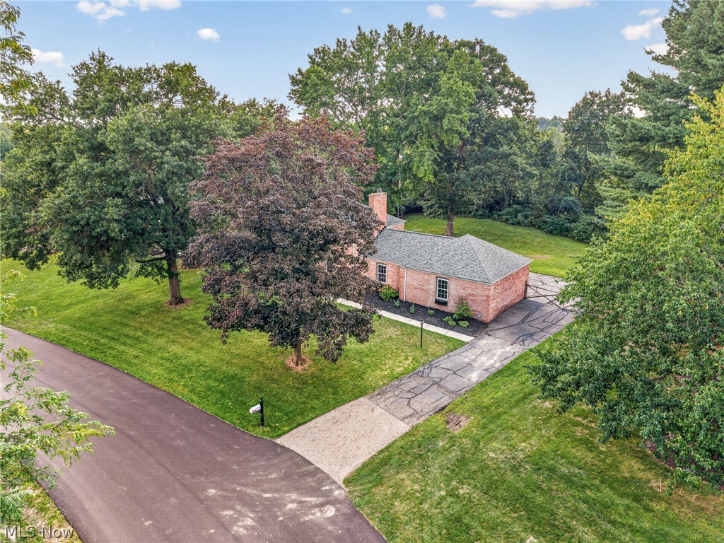 1901 Devonshire Drive NW Canton OH 44708