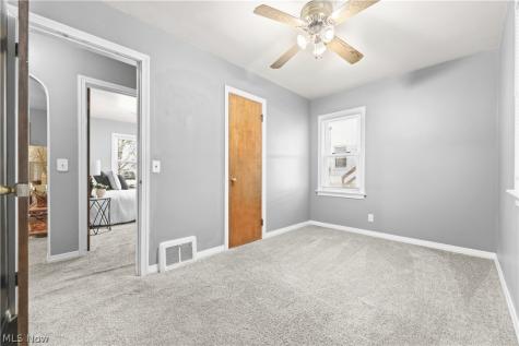2806 33rd Street NE Canton OH 44705