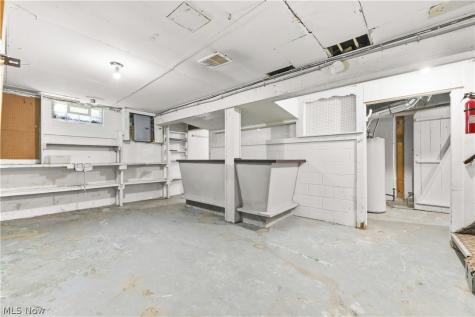 2806 33rd Street NE Canton OH 44705