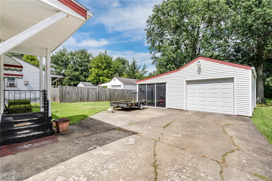 2644 Scheetz Street Youngstown OH 44509