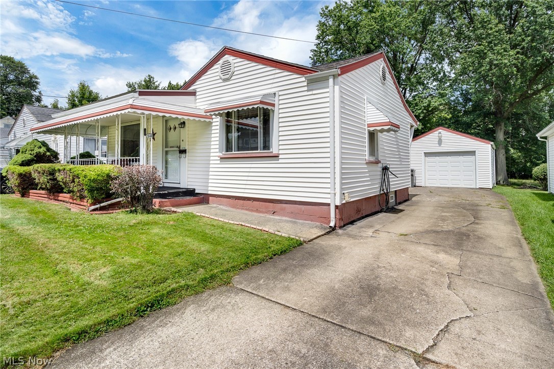 2644 Scheetz Street Youngstown OH 44509