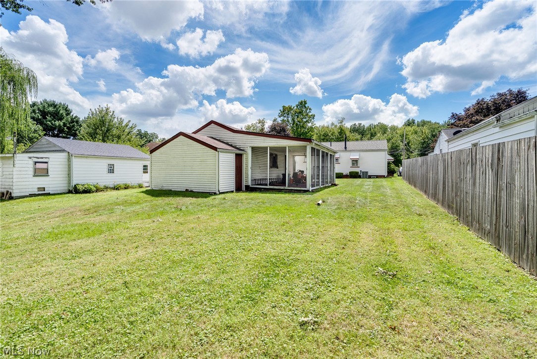 2644 Scheetz Street Youngstown OH 44509