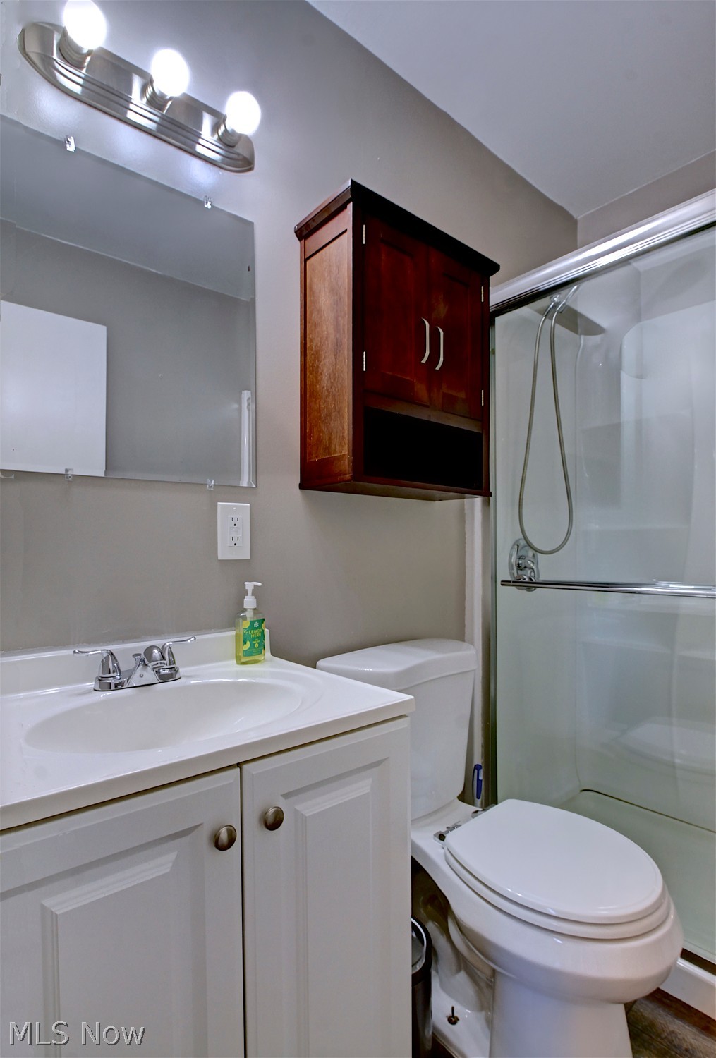 8513 Ackley Road Parma OH 44130